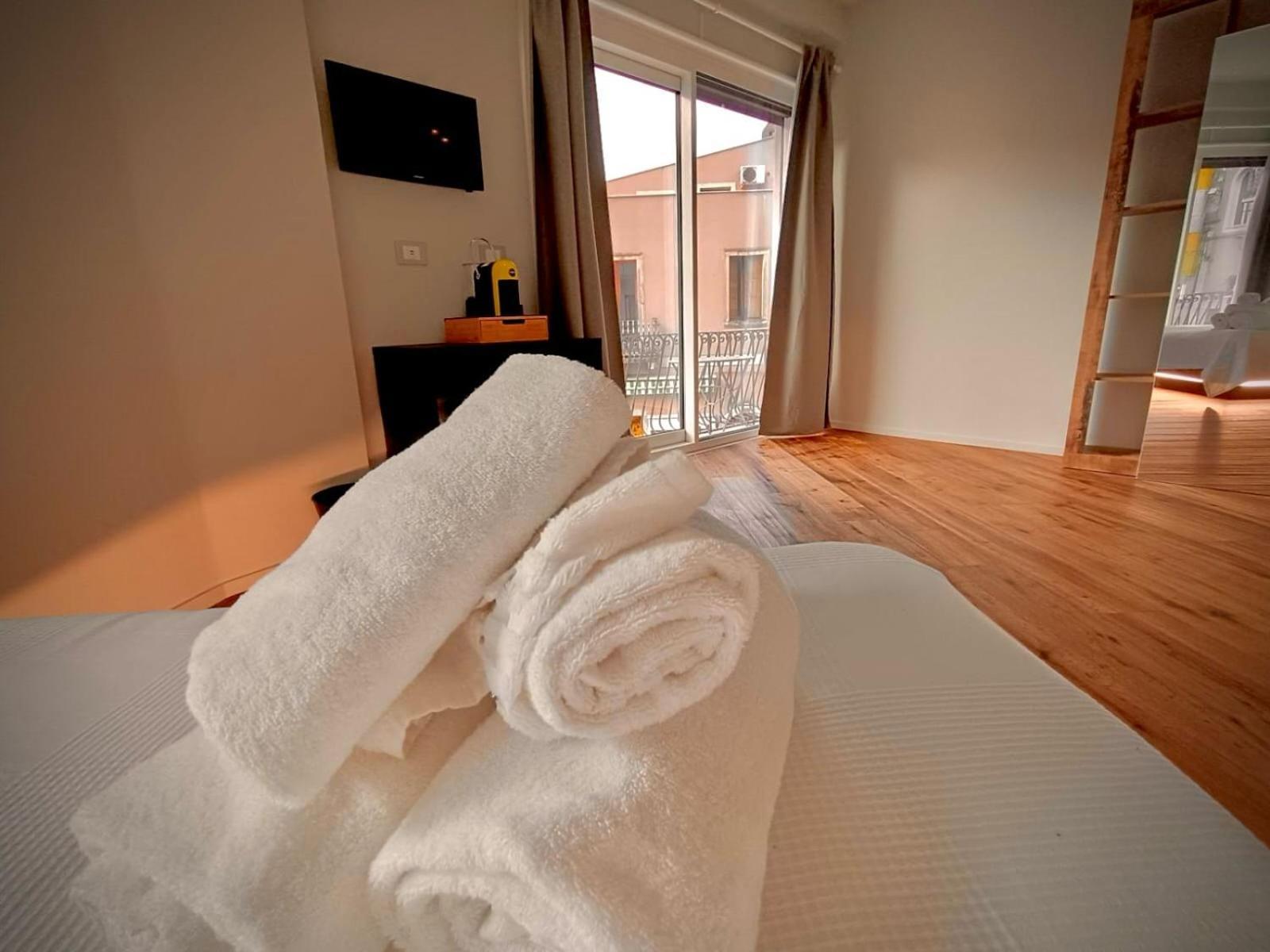 Taormina Boutique Rooms Ngoại thất bức ảnh